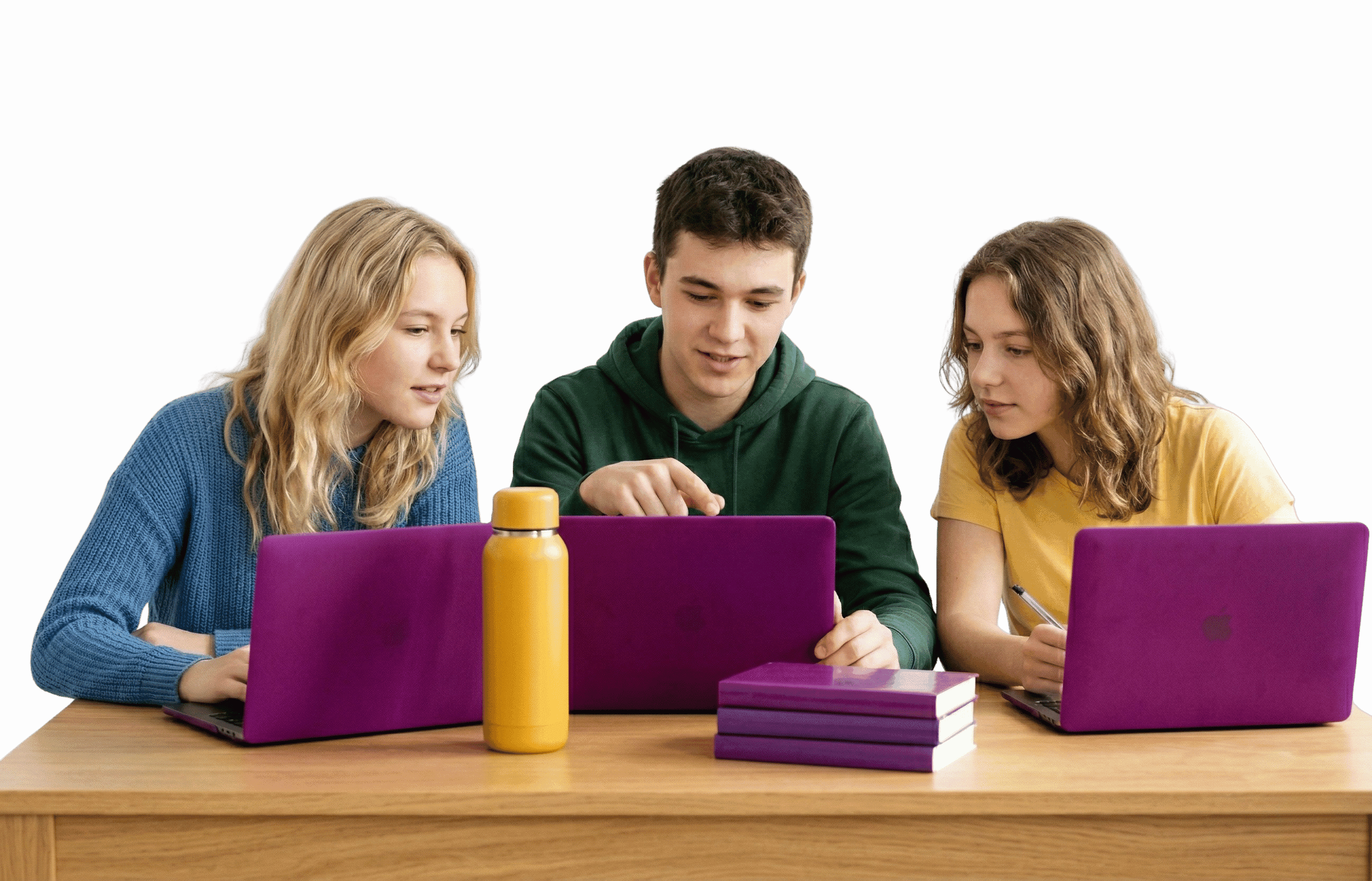 Uczniowie uczący się na platformie zdaje.com